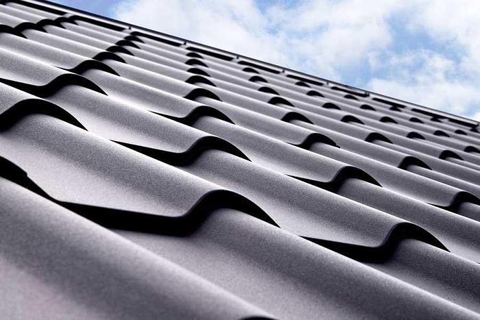 New F&P Metalldächer / Anlagen für -