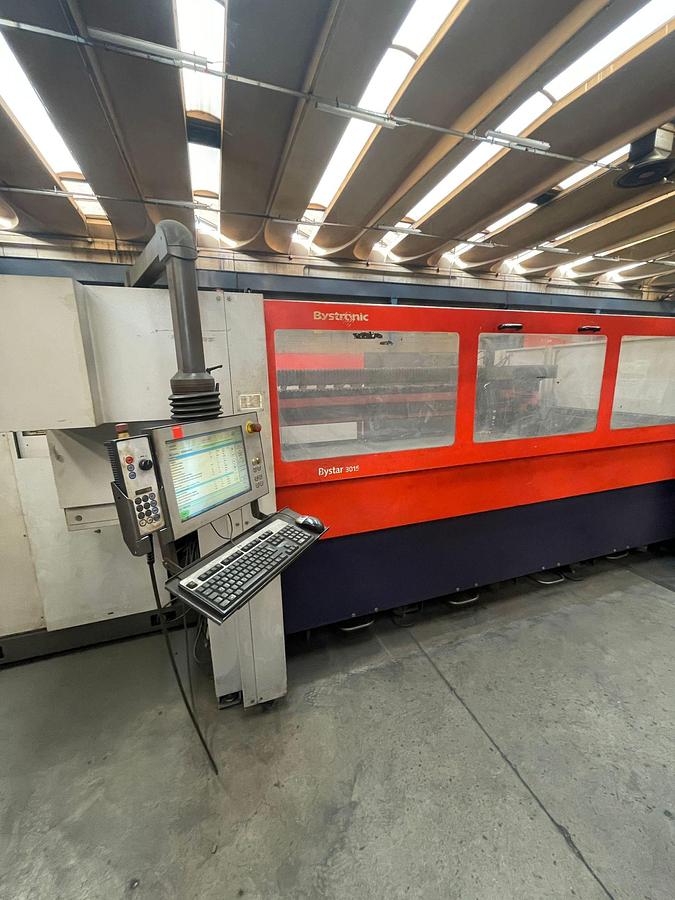 Used F&P Sheet Metal Machines etc. in North-East Italy -- Schio Warehouse