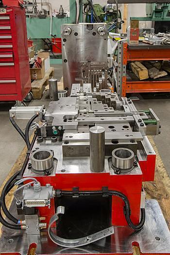 New  F&P Linee di stampaggio per accessori da lattoneria