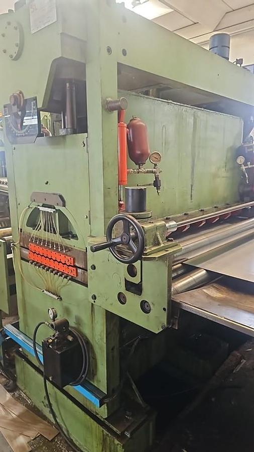 Used NOVASTILMEC etc. 2000x5mm Multi-Blanking Line