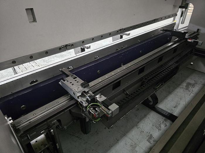 Used BYSTRONIC 4100mm x 250ton Press Brake #0179