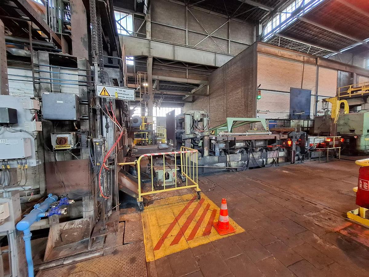 Used DANIELI POMINI SMS ... Wire Rod & Bar-In-Coil Mills