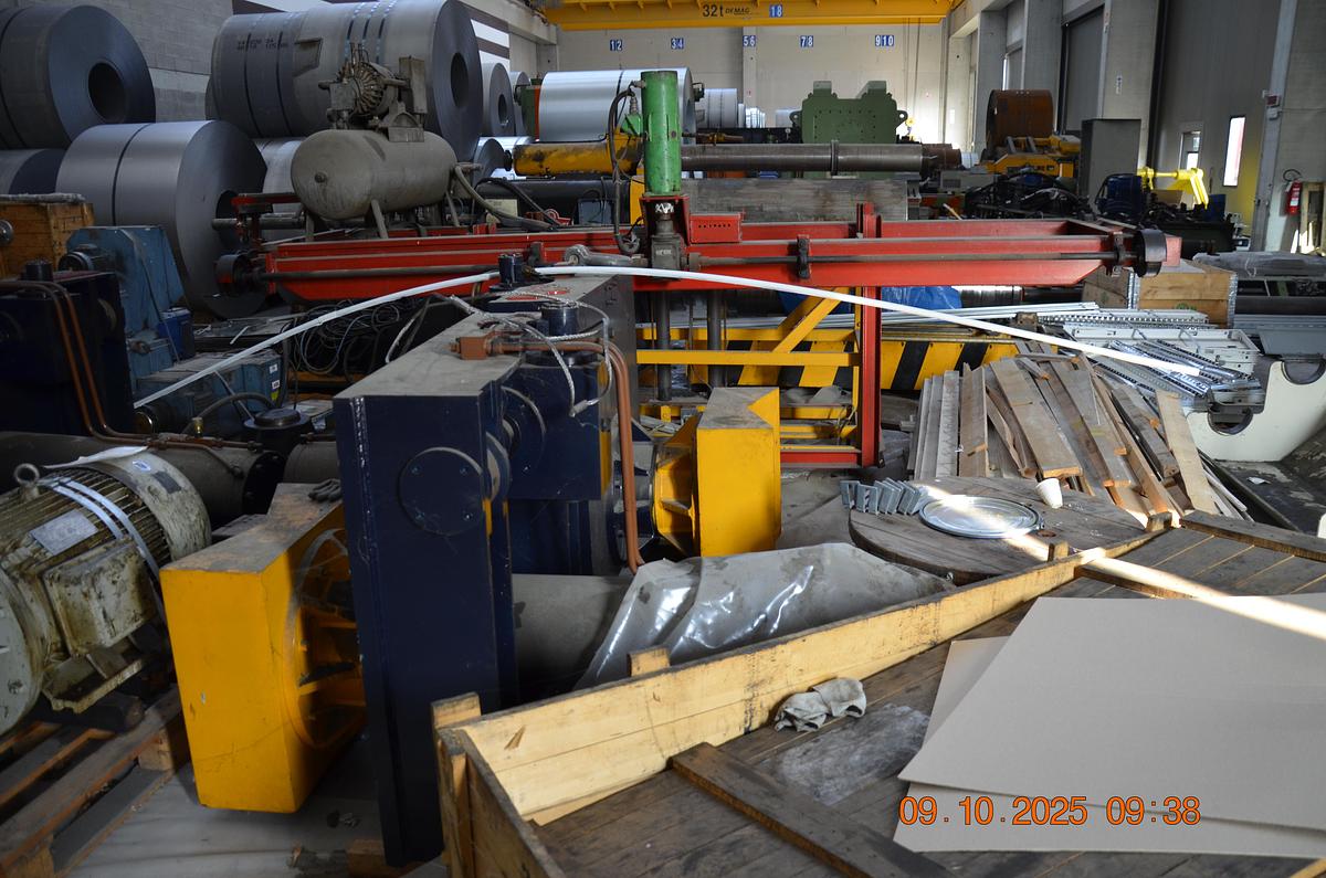 Used  F&P 1500mm x 3mm Recoiler