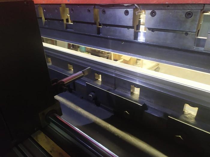 Used AMADA Press Brake (Used) #4983-221464