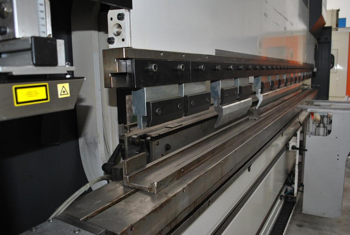 Used  *** Press brakes, second hand