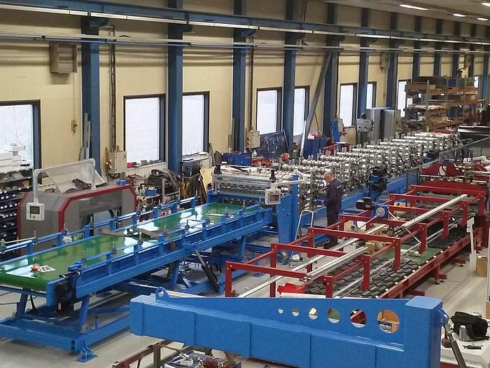 New F&P Trapez. Sheet Lines i.g. (New) #5054