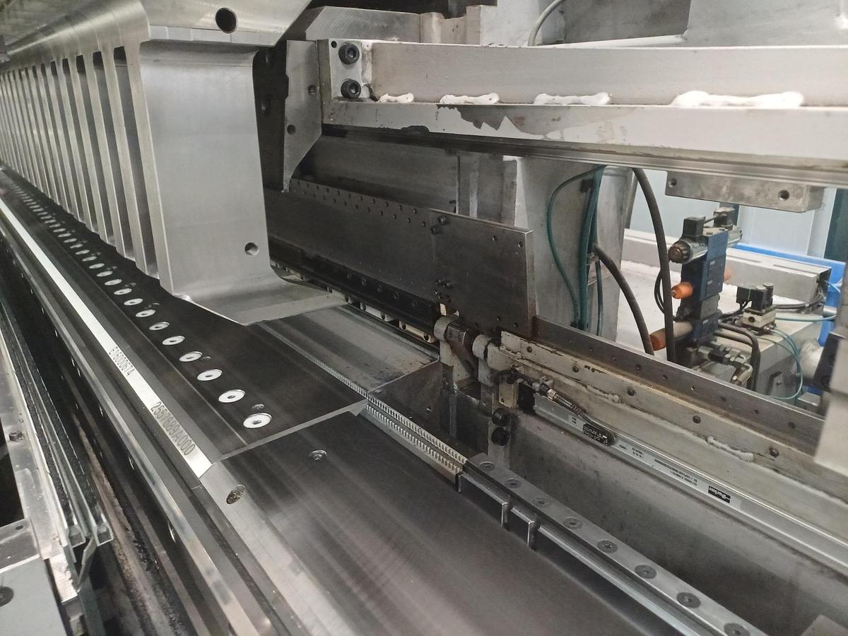 Used  SALVAGNINI P4 3816