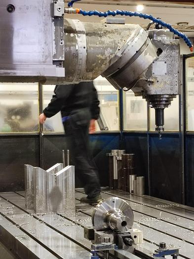 Used  *** CNC Boring Machine #0043