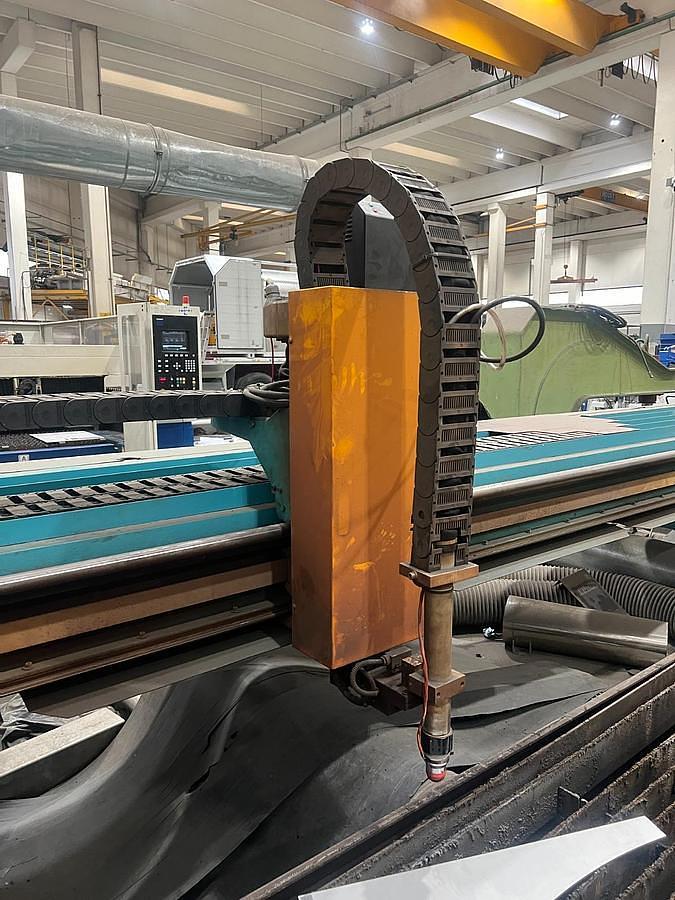 Used  BYSTRONIC TRUMPF MESSER ... Laser & Plasma Cutters