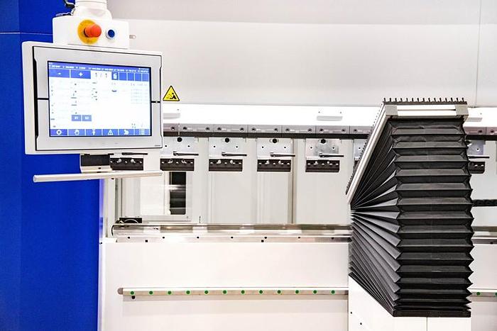 New COASTONE "G" da 2040-4080mm, 60-150t #4957