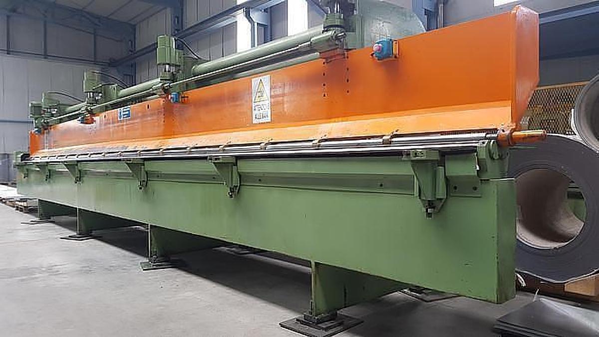 Used *** Coil, Fabrication, Steel Mill... Equipment