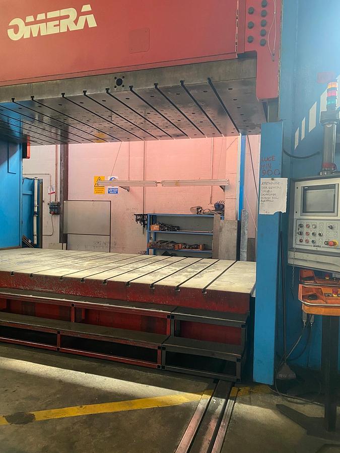 Used OMERA 1600ton and 1200ton Hydr. Deep-Drawing Presses, Used for sale