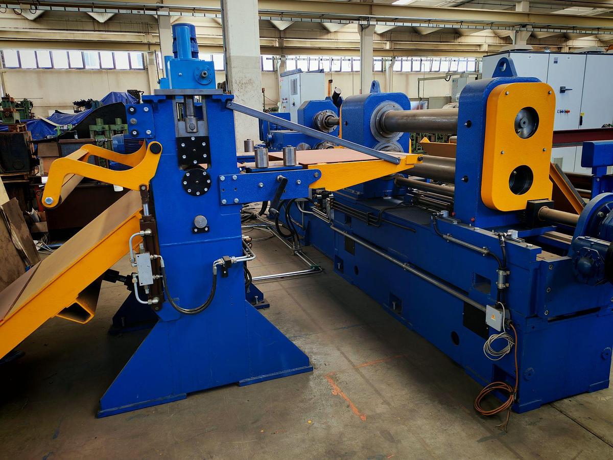 Used NOVASTILMEC 870x3mm S.S. Slitting Line
