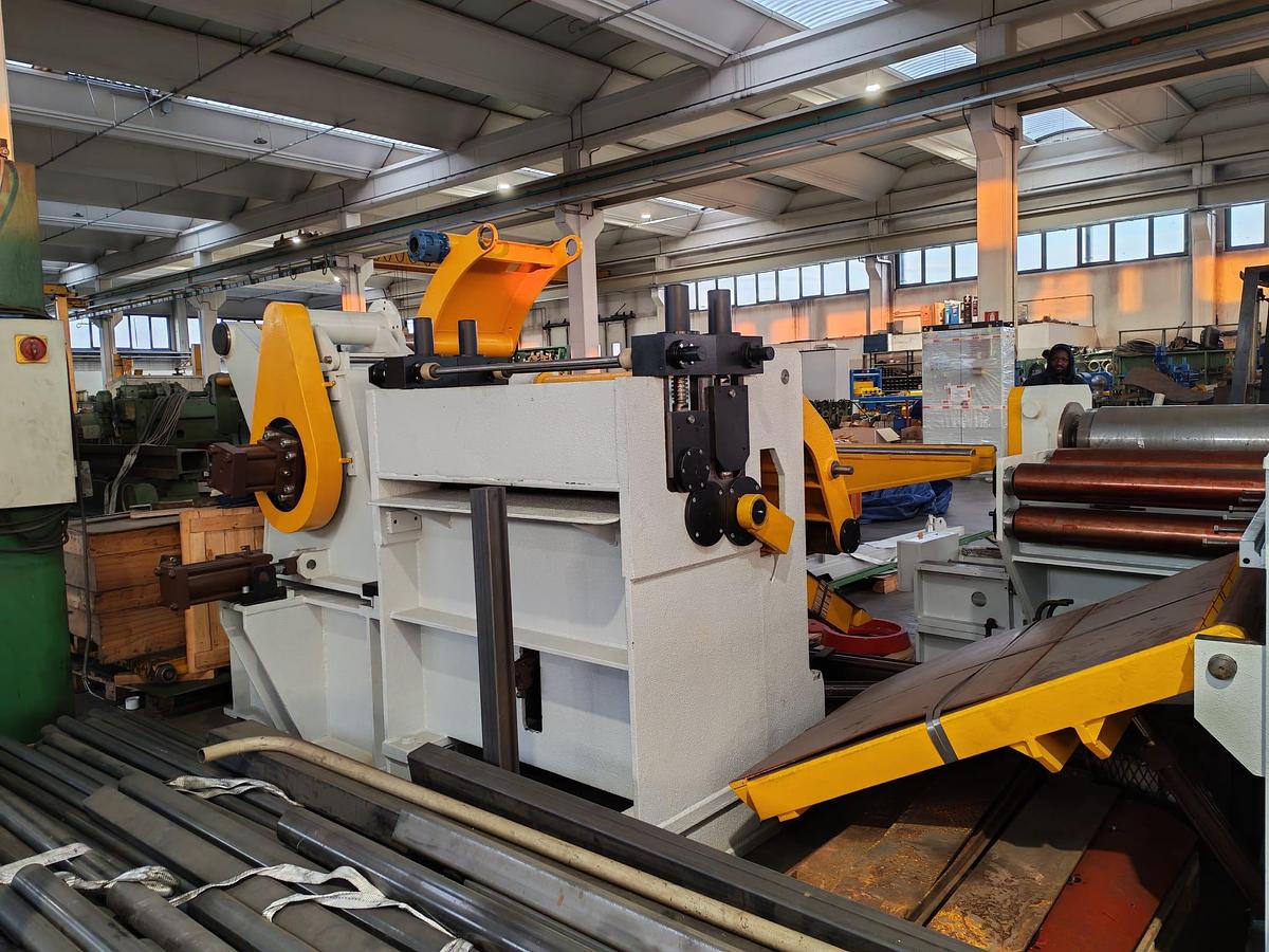 Used HYBRID 1000x12mm Slitting Line