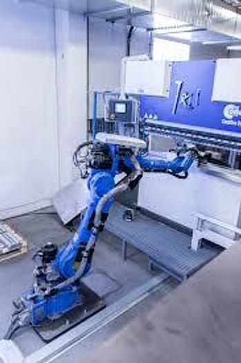 New *** Celle di piegatura robotizzate