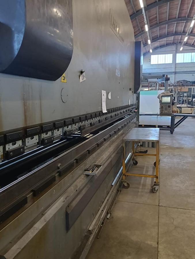 Used  IMAL 7000mm x 250t Press Brake