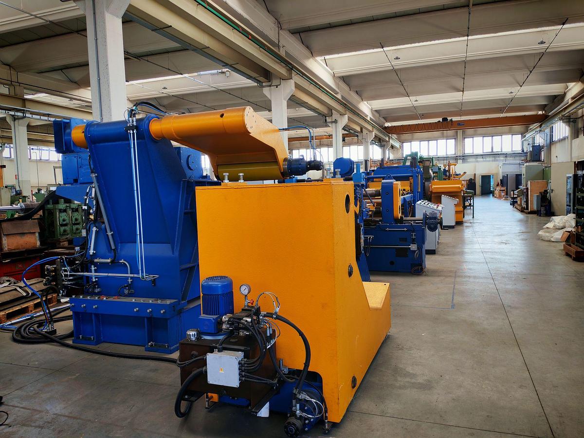 Used NOVASTILMEC 870x3mm S.S. Slitting Line