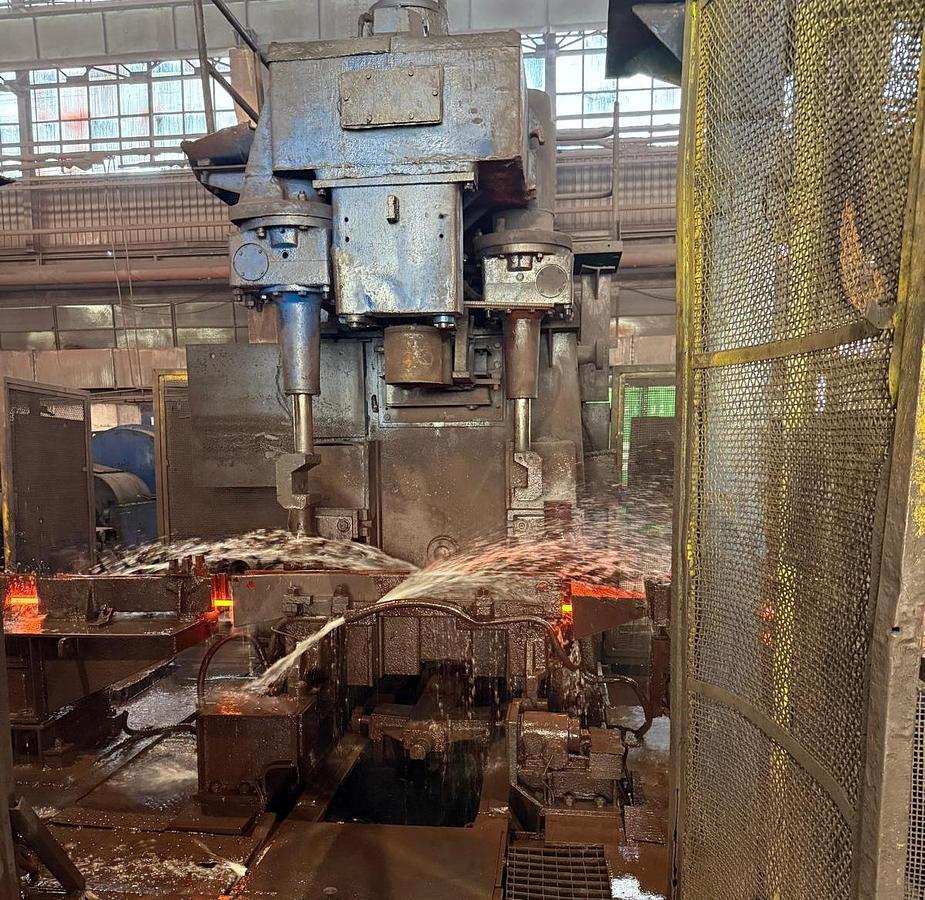 Used  F&P Vertical Rolling Stands