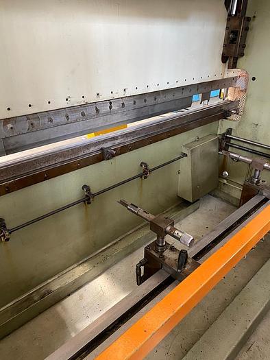 Used DONEWELL 3000mm x 110t Press Brake (Used) #4980