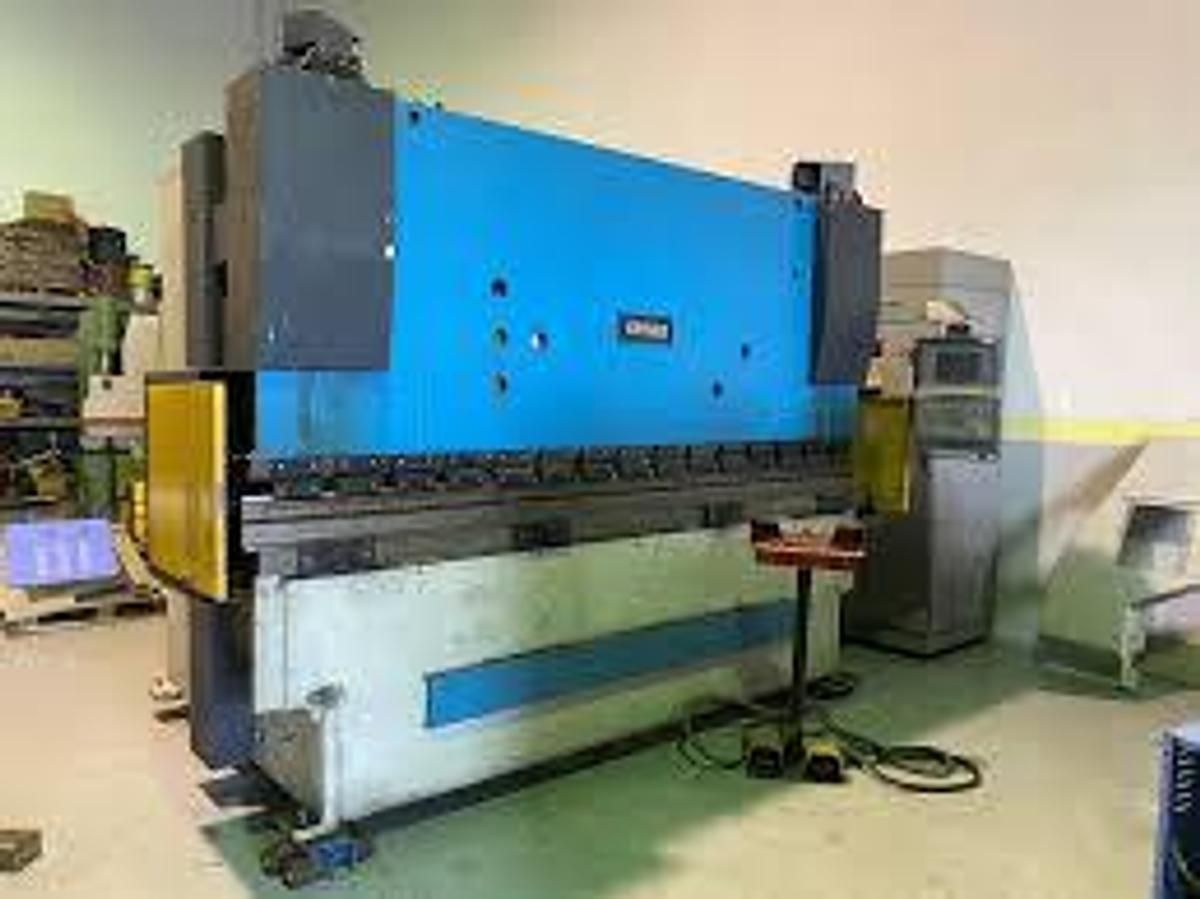 Used  BYSTRONIC, SCHIAVI, TRUMPF... Press Brakes for sale