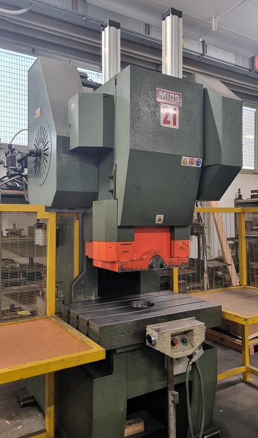 Used Good Brands C-Frame Stamping Presses