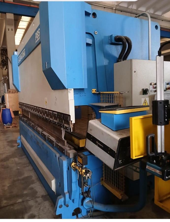Used  F&P New Entries: Sheet Metal & Fabrication + other types of Machinery