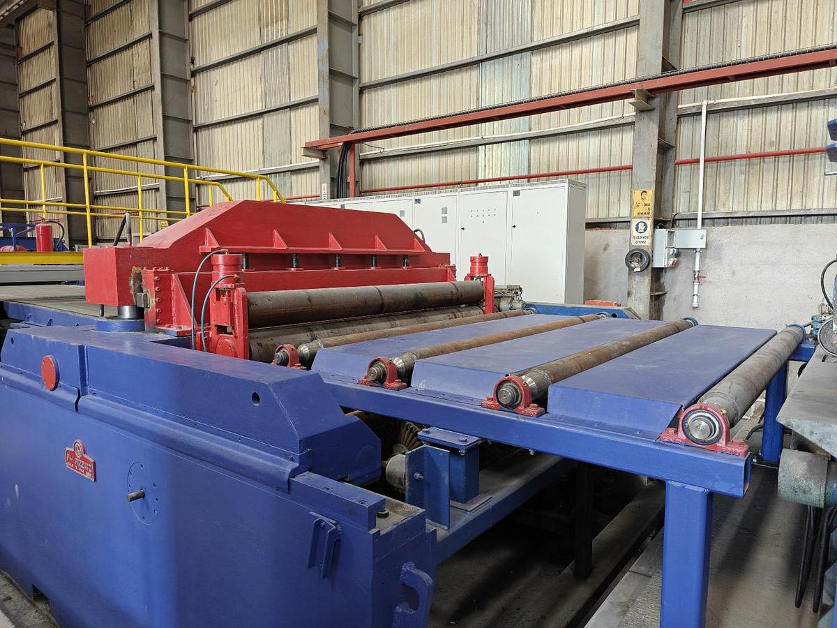 Used  F&P 8mm and 25mm Cut To Length Lines