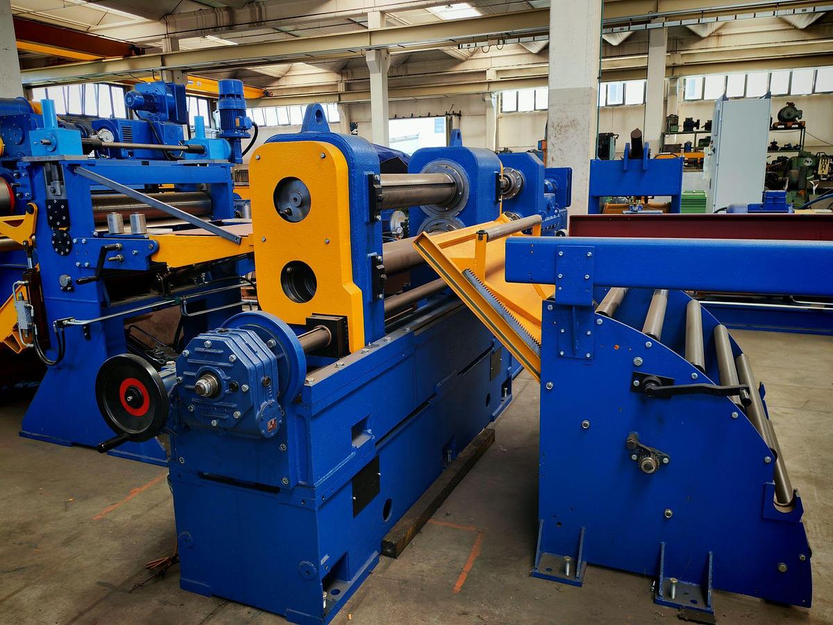 Used NOVASTILMEC 870x3mm S.S. Slitting Line