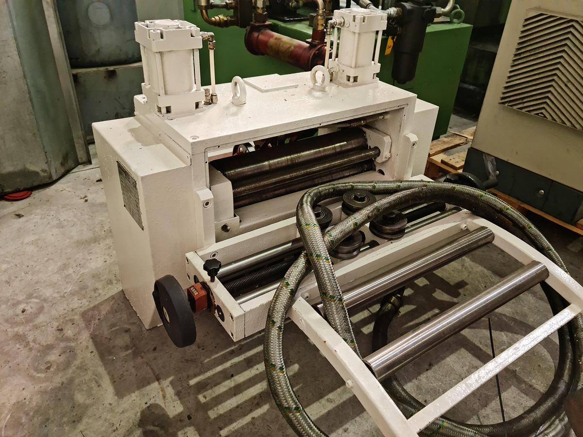 Used *** Stamping Press Feeds (Used) #0181