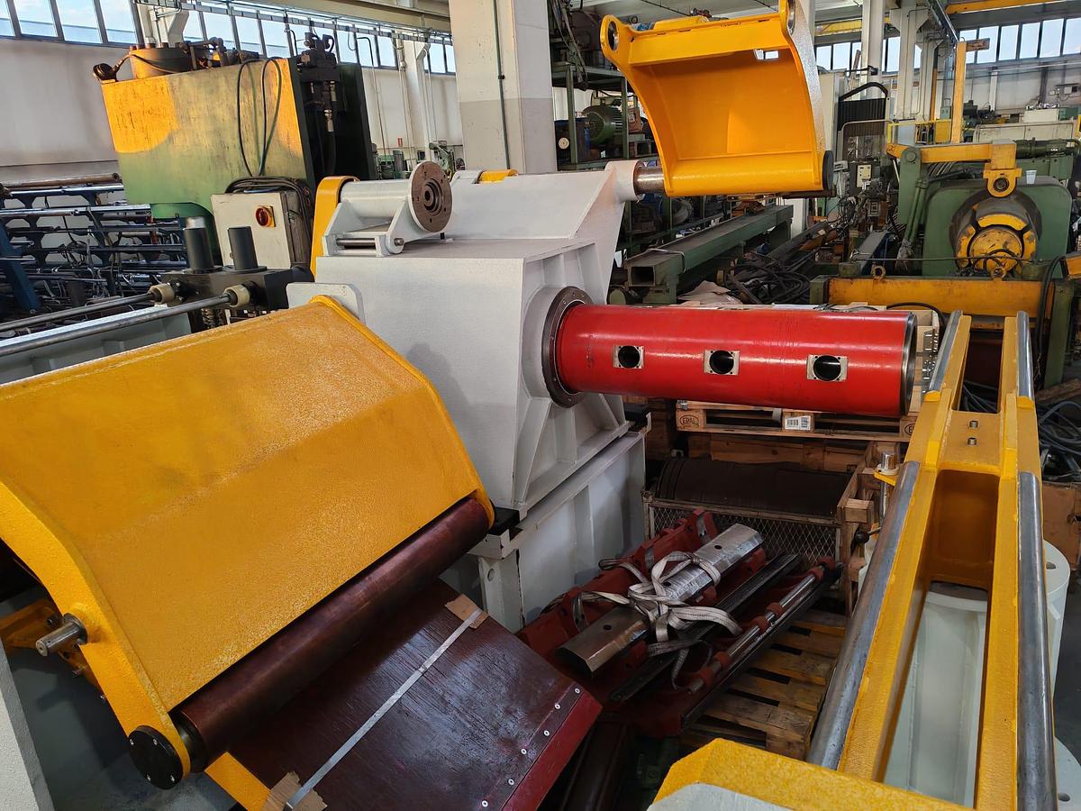 Used HYBRID 1000x12mm Slitting Line