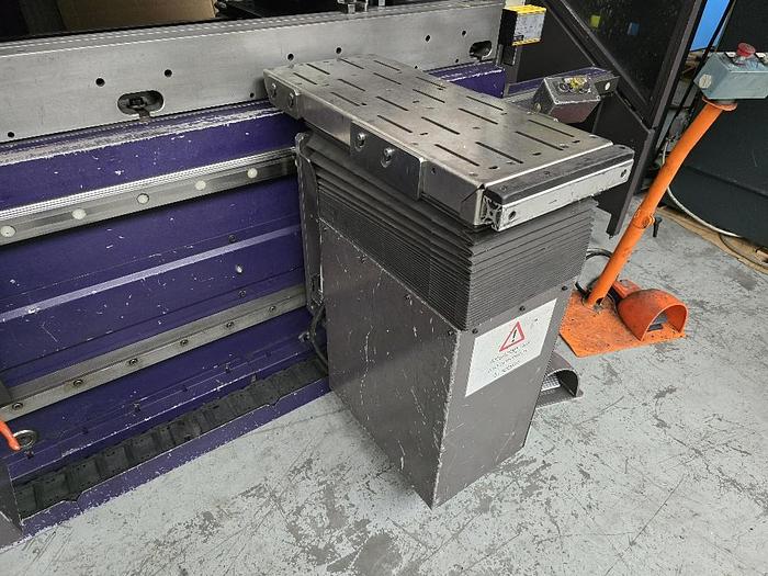 Used BYSTRONIC 4100mm x 250ton Press Brake #0179