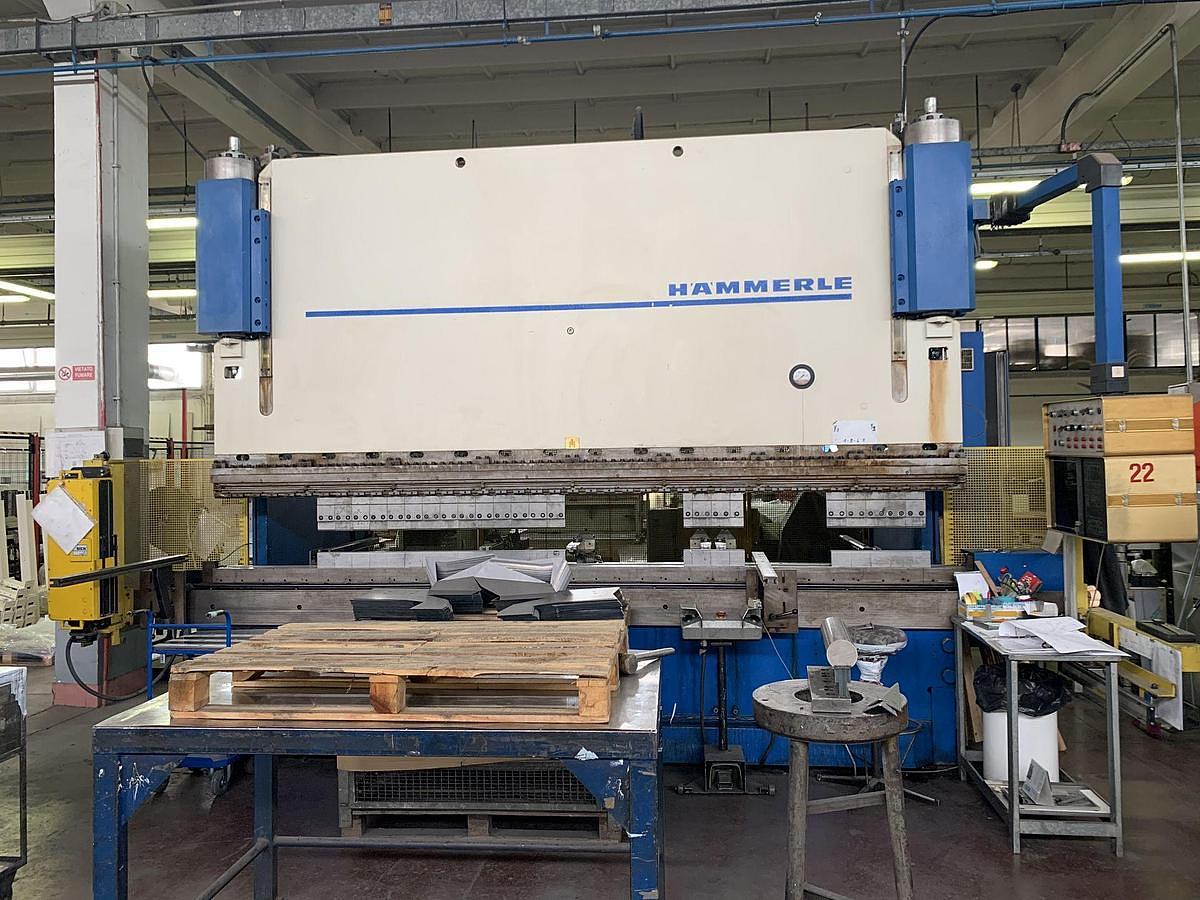 Used BYSTRONIC, FINN-POWER, SALVAGNINI... Panel Benders, Press Brakes, Sheet Metal FMSs