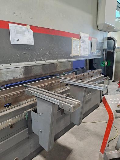 Used  BYSTRONIC 4000mm x 250t Press Brake #0151