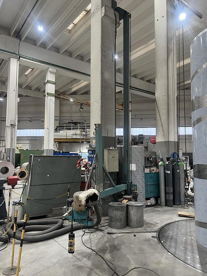 Used  F&P and other Itanian Brands: Stainless Steel Tank Manufacturing Equipment