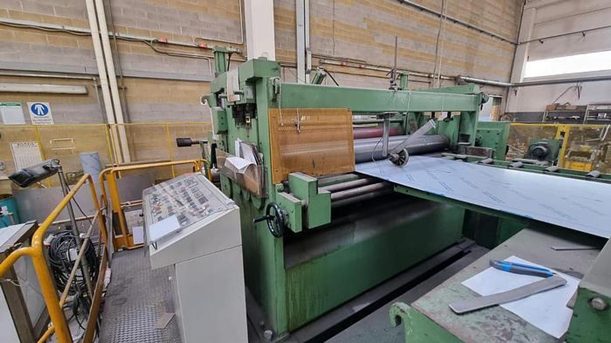 Used *** Makina për punimin e llamarinës dhe bobinave #0379