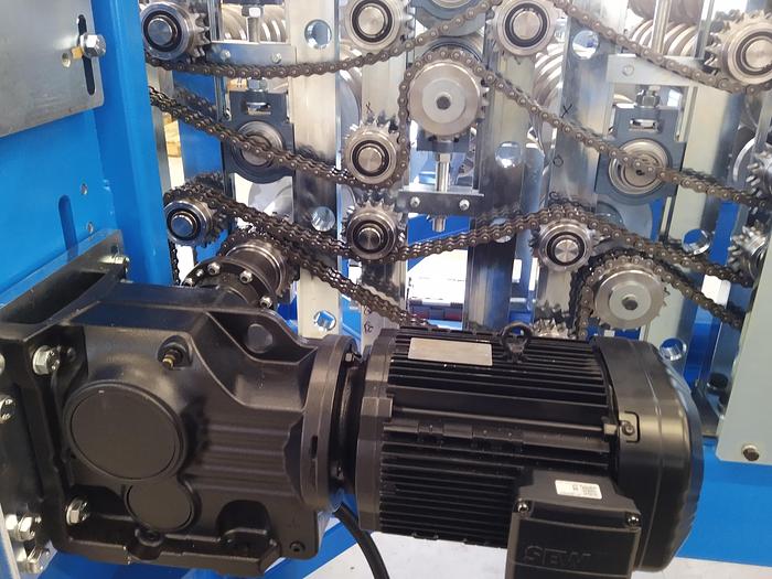 New F&P Trapez. Sheet Lines i.g. (New) #5054