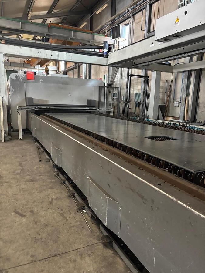 Used BYSTRONIC 6000W, 8x2m Fiber Laser Cutter