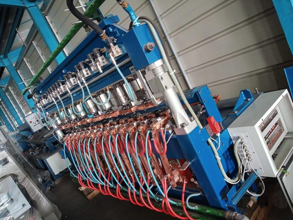 Used SCHLATTER Mesh Welder