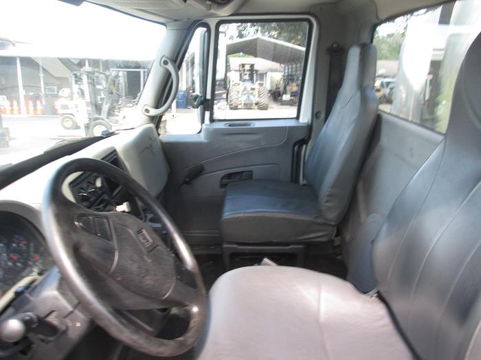 Used 2008 International 4400 Water Truck