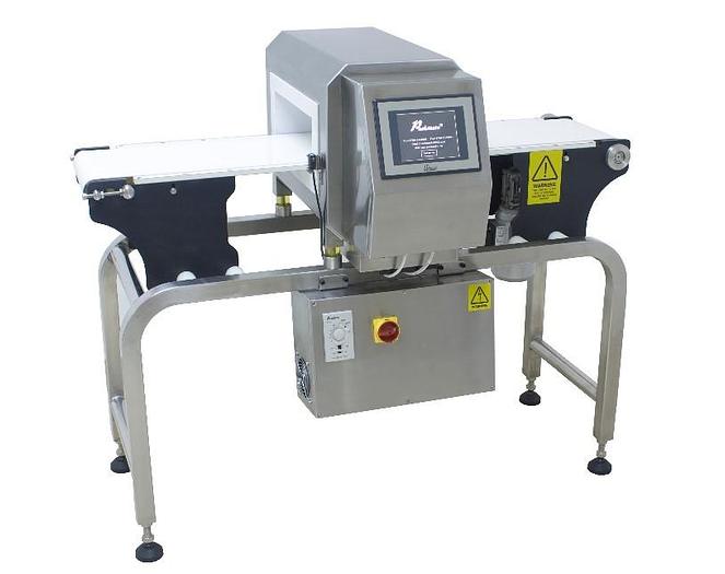 RAM Model 5530 Metal Detector