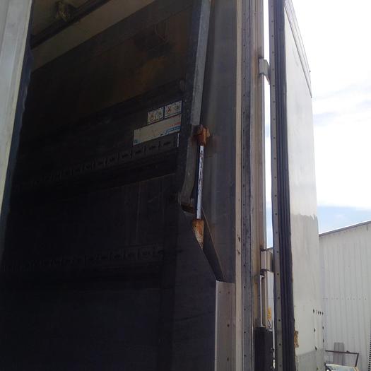Usado 1993 MERCEDES-BENZ 1827 refrigerated truck