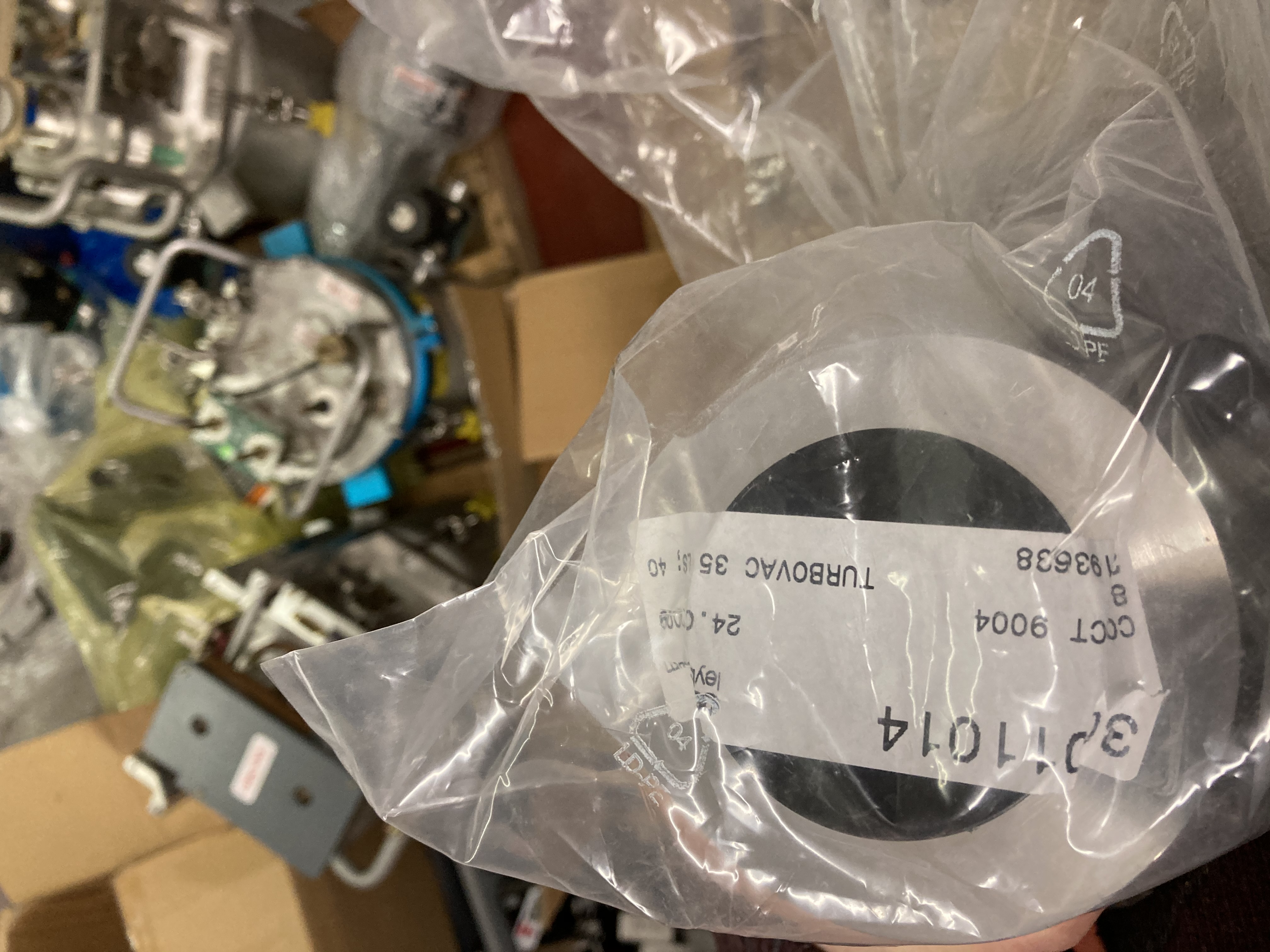 Oerlikon Leybold Terbovac 35LS