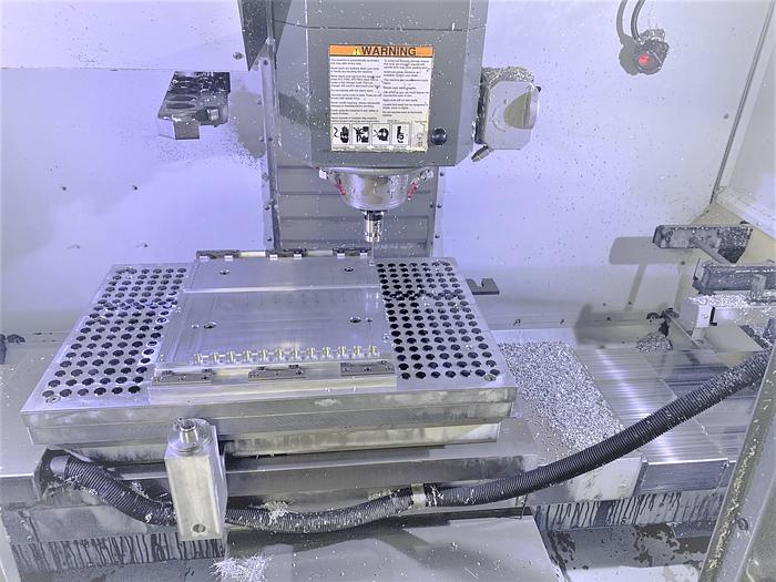 Used 2015 Haas VF2SS YT with 2 Pallet Midaco Pallet Changer