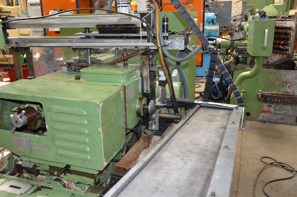 Used Centerless Grinder ESTARTA 301 # 4265