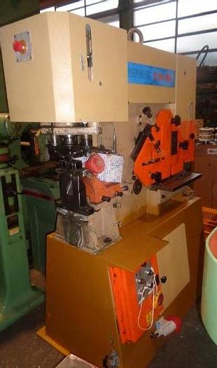 D'occasion OMES UNIVERSAL CROPPER MOD CH50 HYDRAULIC #ITA4264