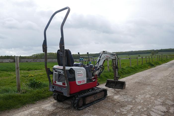Used 2008 TAKEUCHI TB108