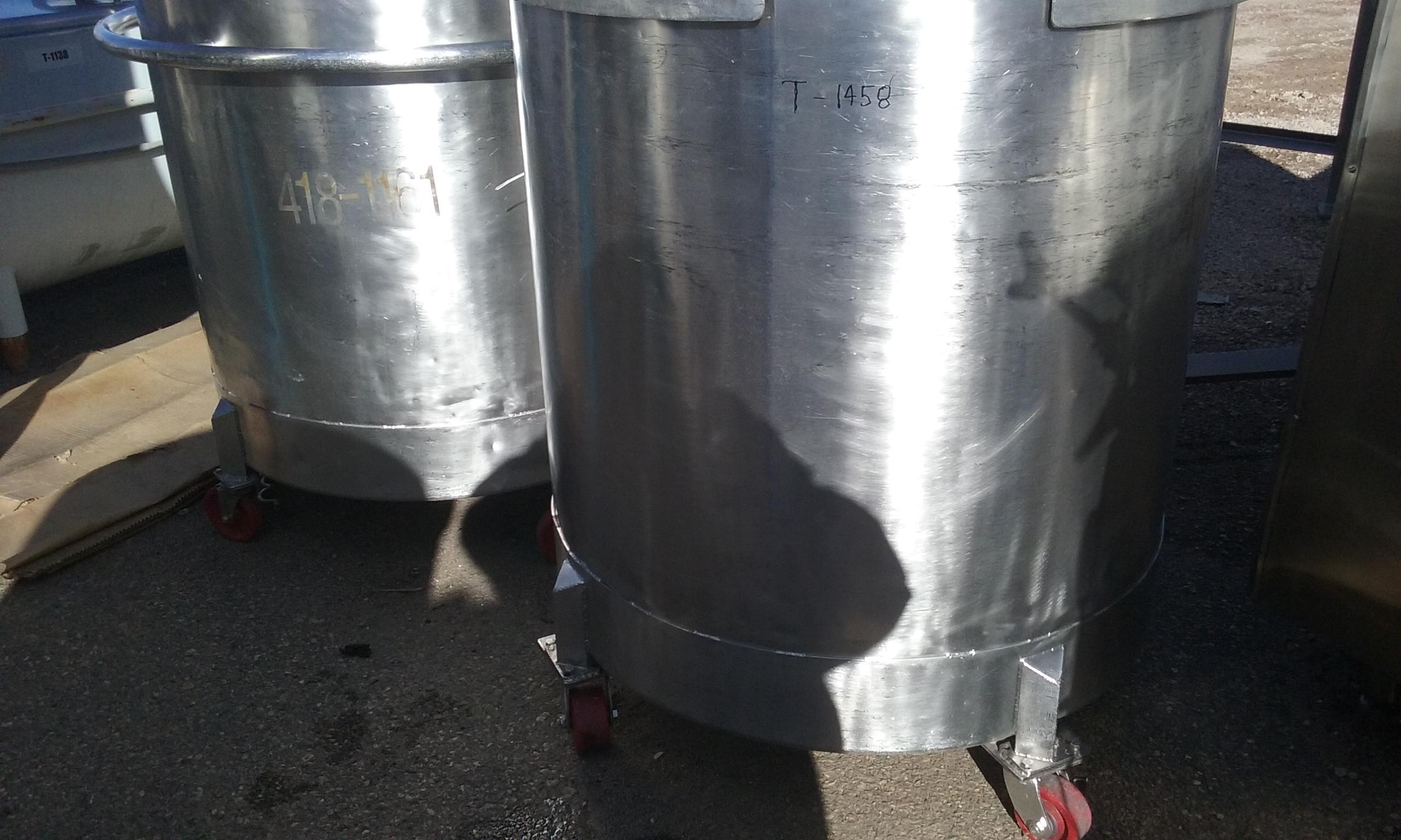 Usado 165 GALLON SINGLE SHELL TANK