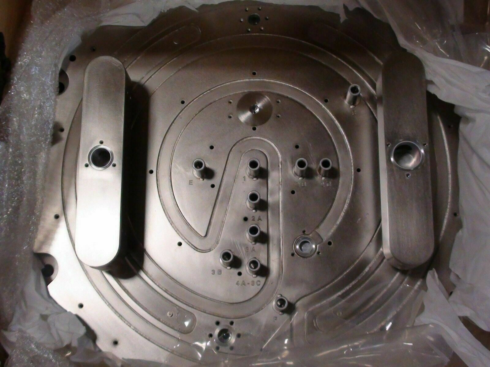 Applied Materials AMAT 0041-42362 PLENUM COVER WELMENT LID