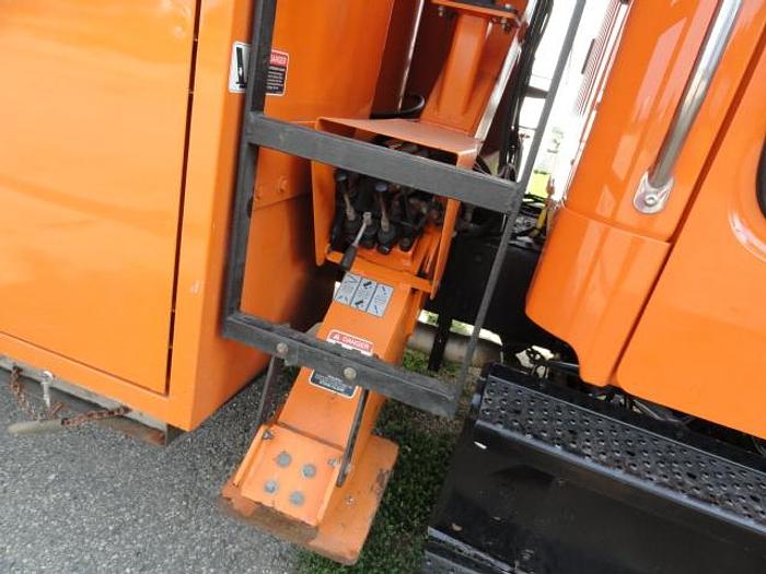 Used 2018 FREIGHTLINER BUSINESS CLASS M2 106