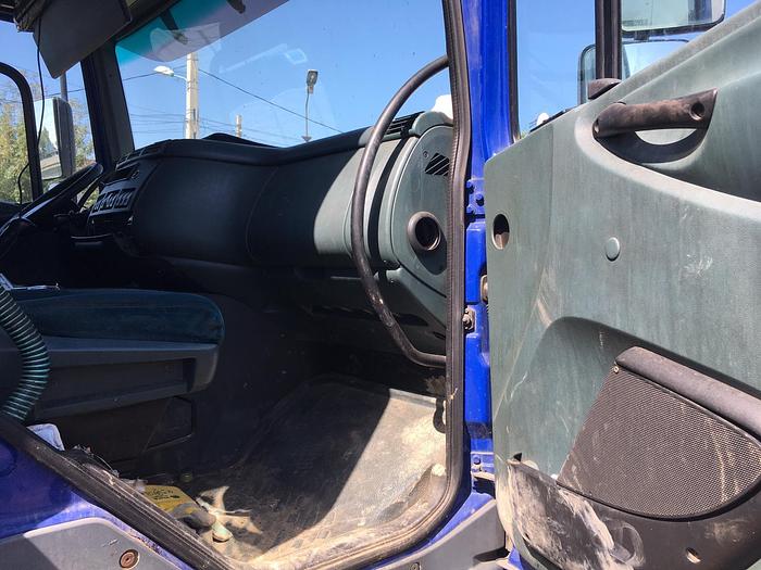 Used 2001 DAF 85 CF 430 MANUAL EURO 3